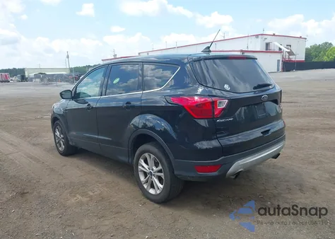 2019 Ford Escape Se from USA, damaged, VIN 1FMCU9GD8KUB75490
